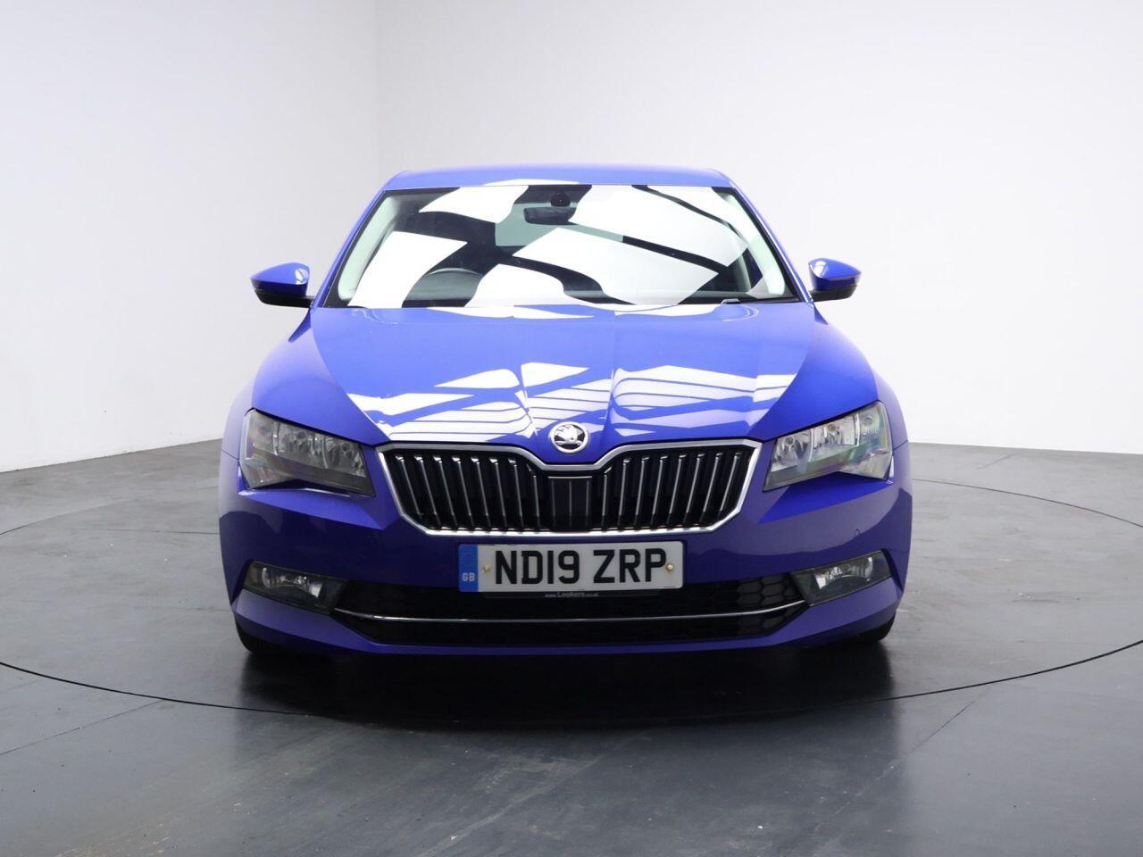 Skoda Superb - Image 5