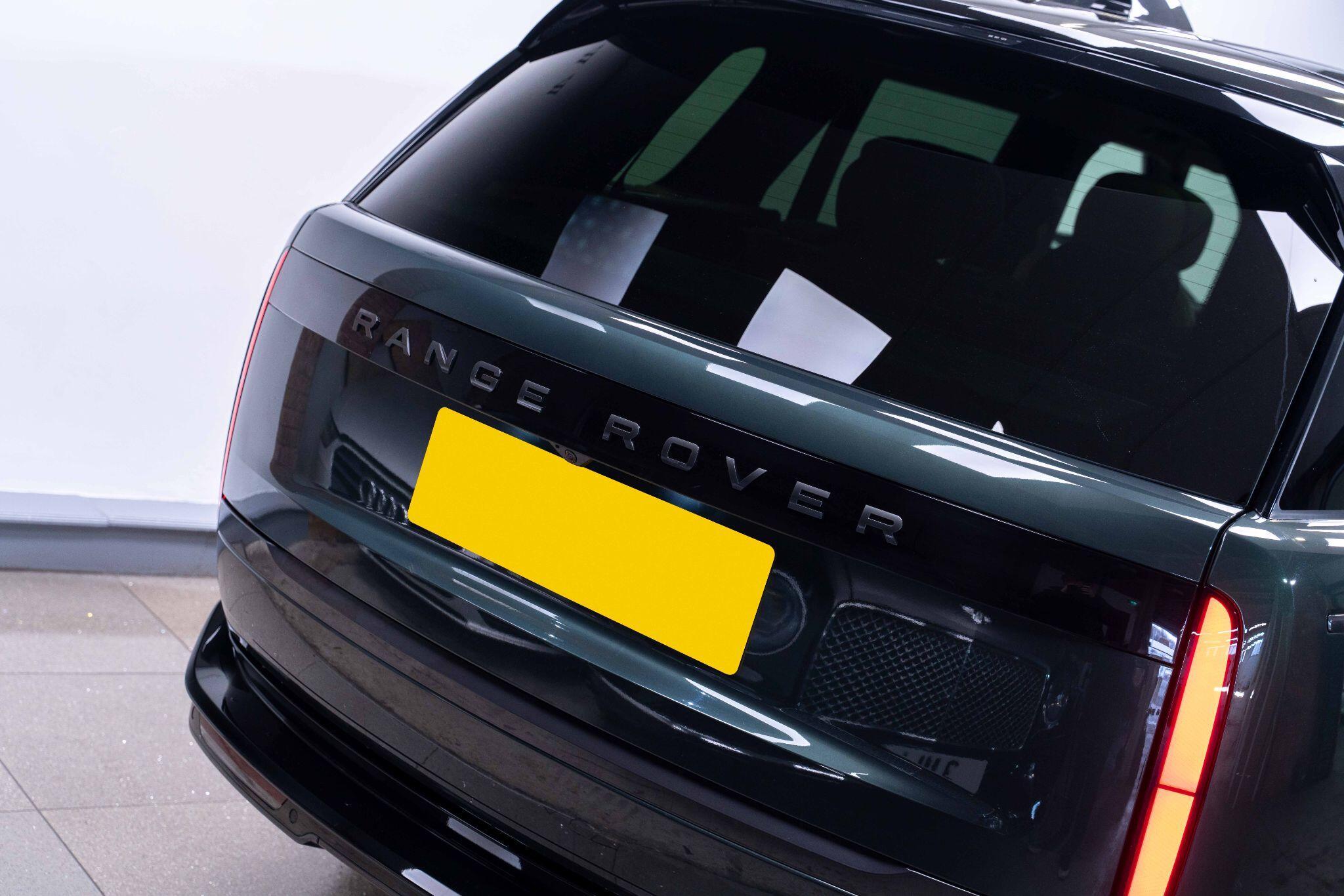 Land Rover Range Rover - Image 4