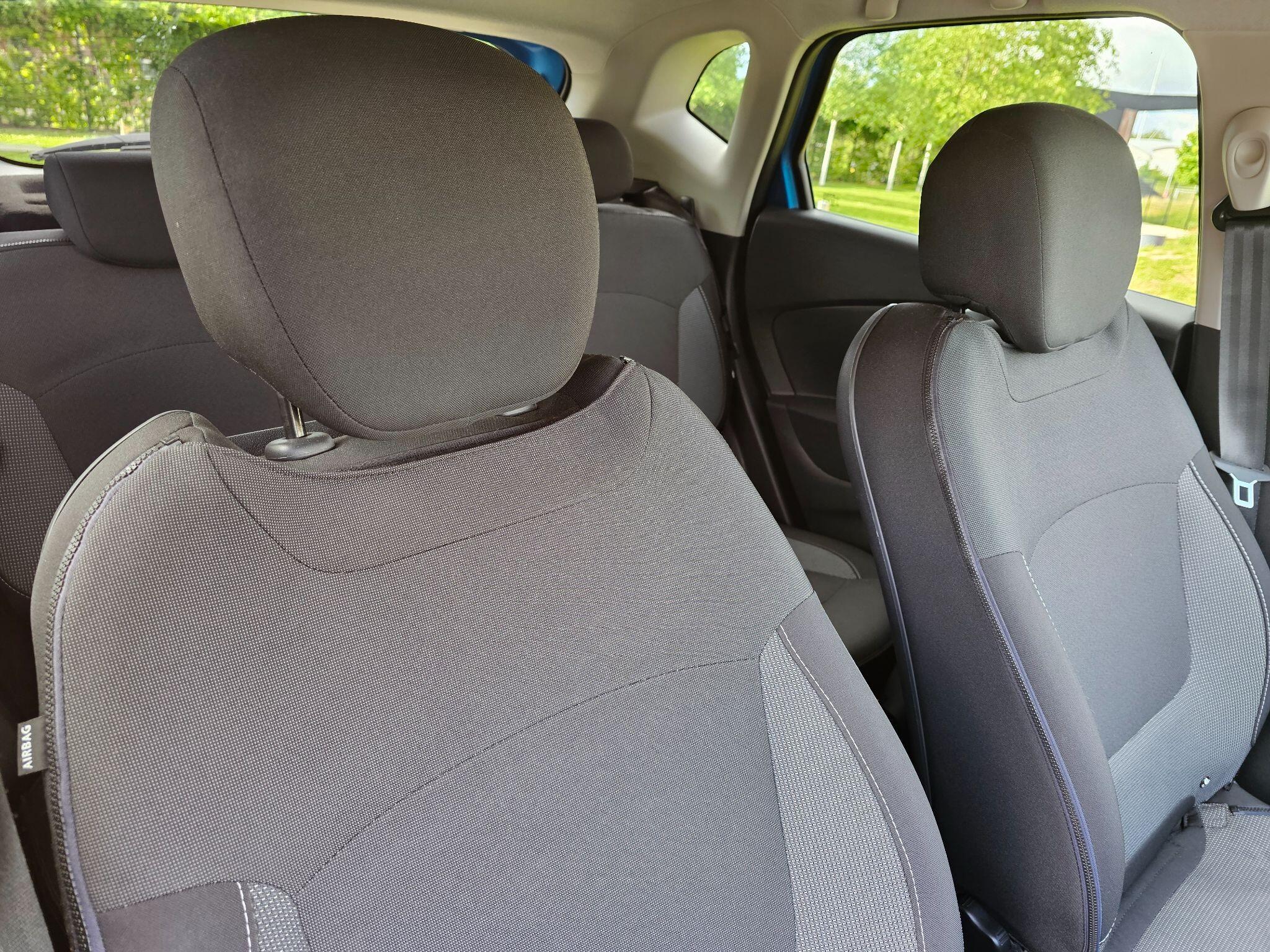Renault Captur - Image 22