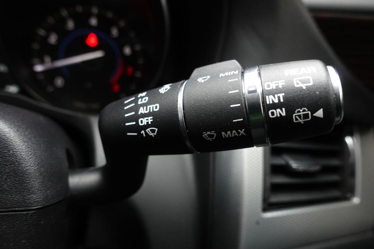 Jaguar XF - Image 13