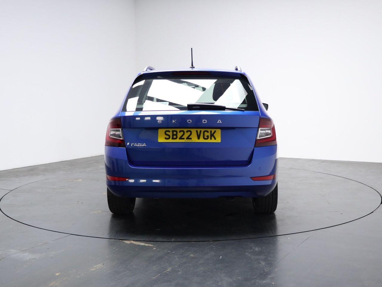 Skoda Fabia - Image 11