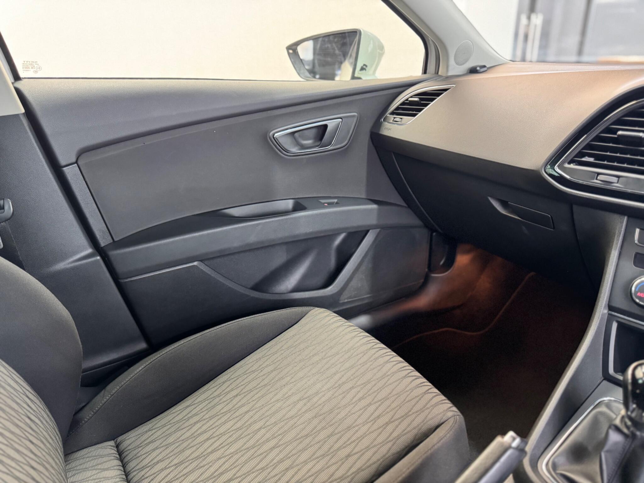 SEAT Leon - Image 34