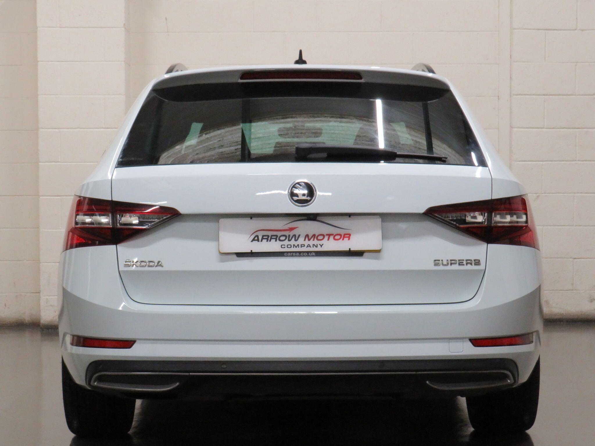 Skoda Superb - Image 4