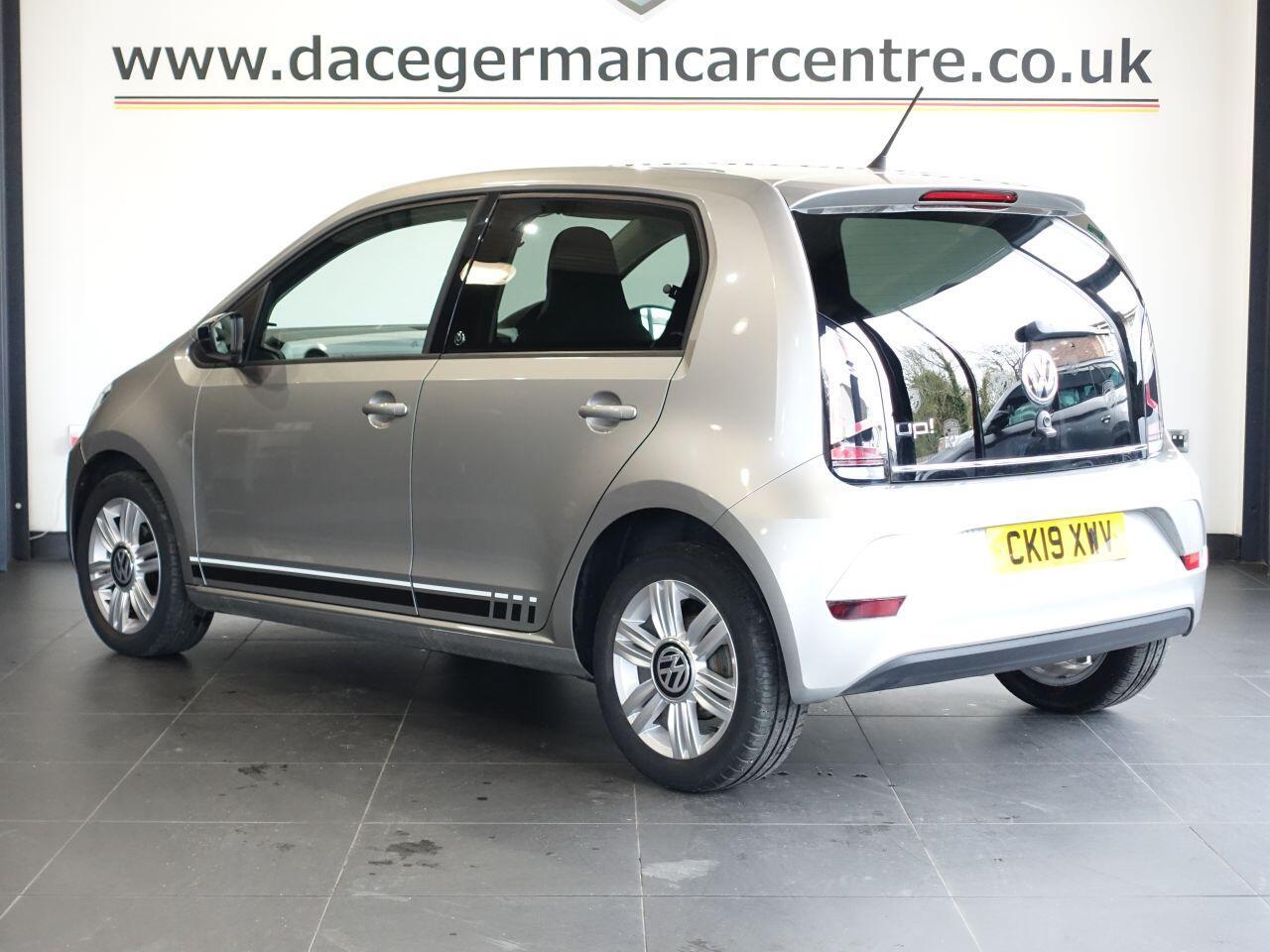 Volkswagen up! - Image 8