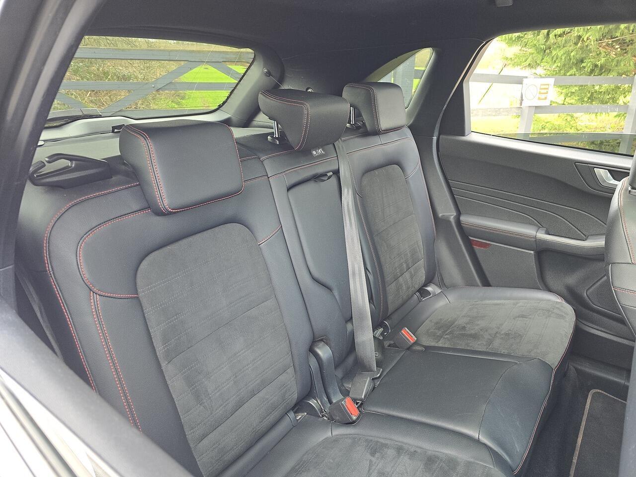 Ford Kuga - Image 22