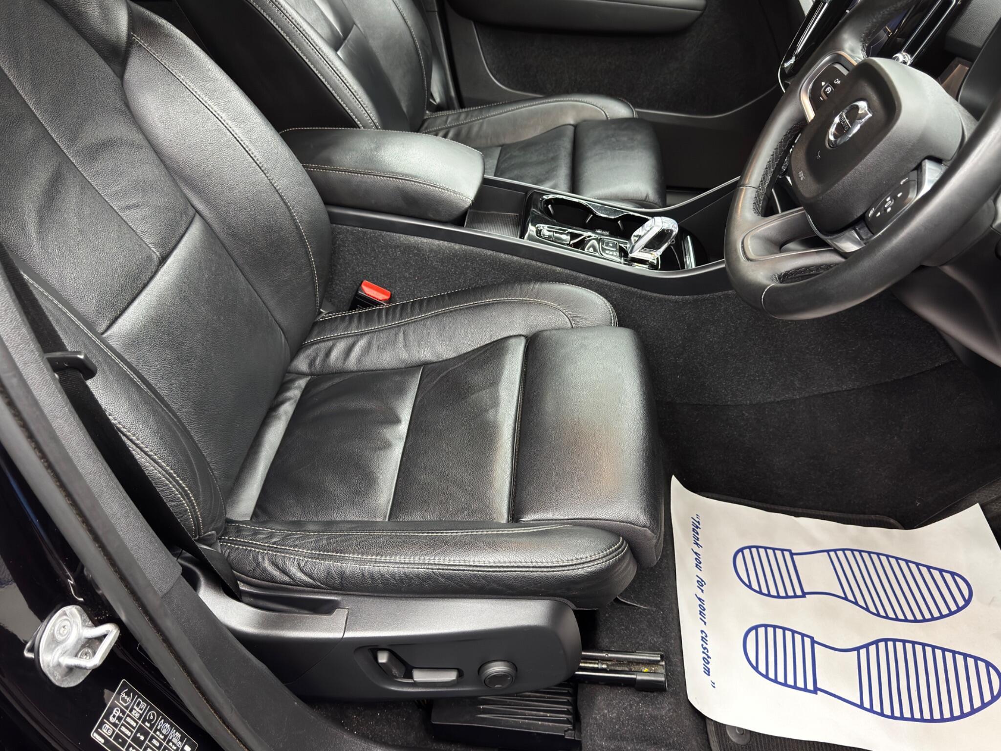 Volvo XC40 - Image 13