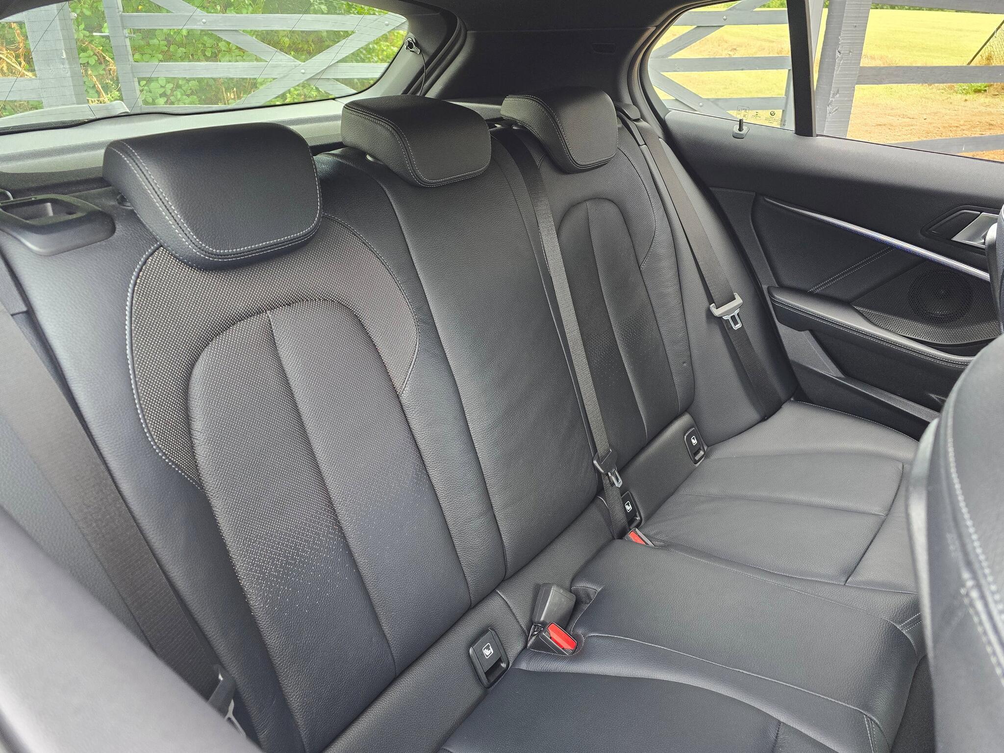 BMW 1 Series - Image 10