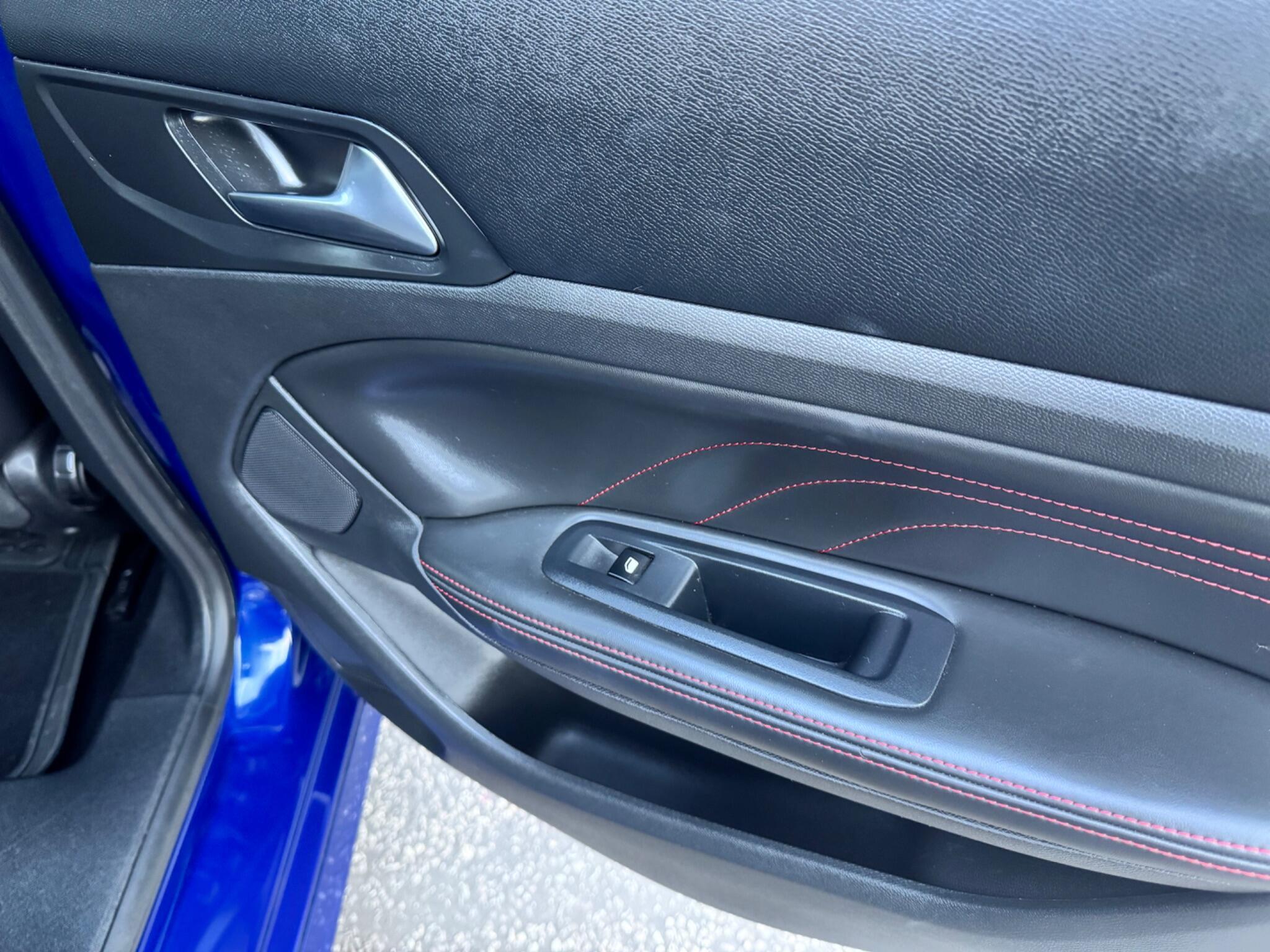 Peugeot 308 - Image 39