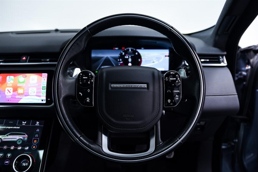 Land Rover Range Rover Velar - Image 33