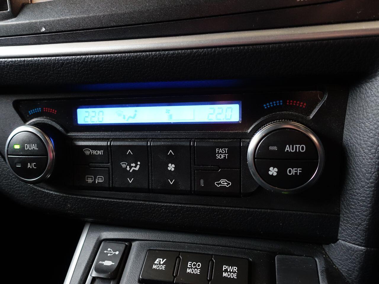 Toyota Auris - Image 36