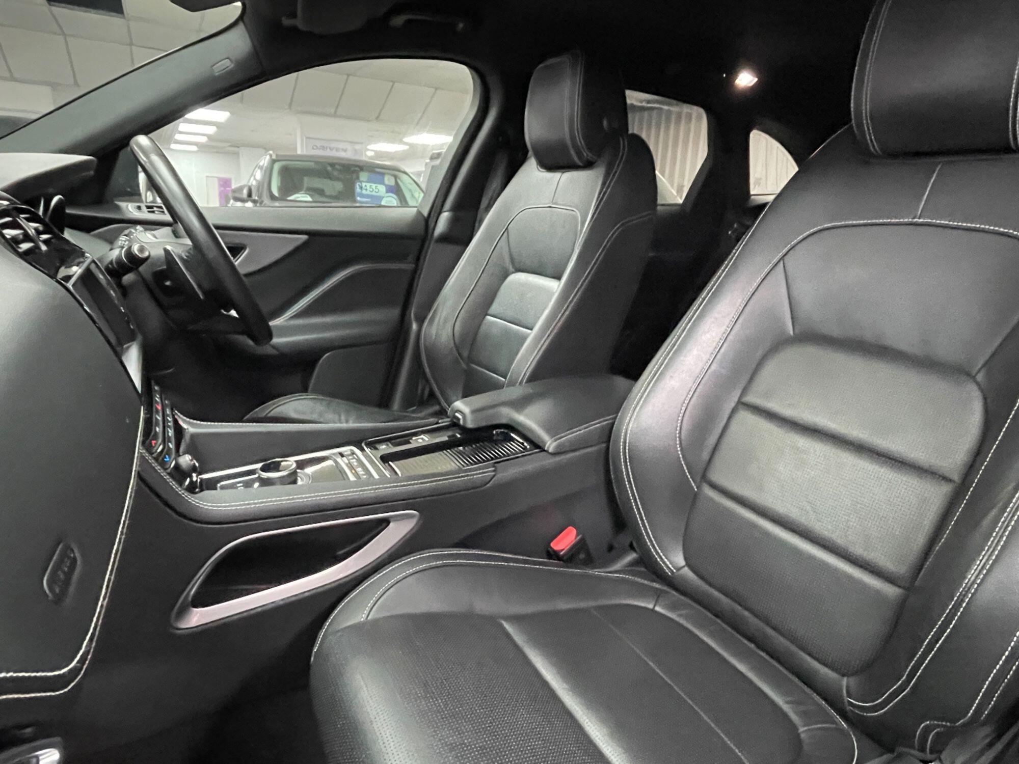 Jaguar F-Pace - Image 34