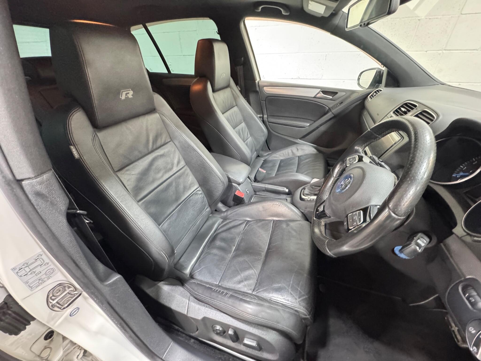 Volkswagen Golf - Image 7