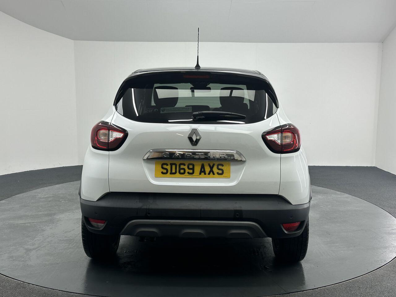Renault Captur - Image 8