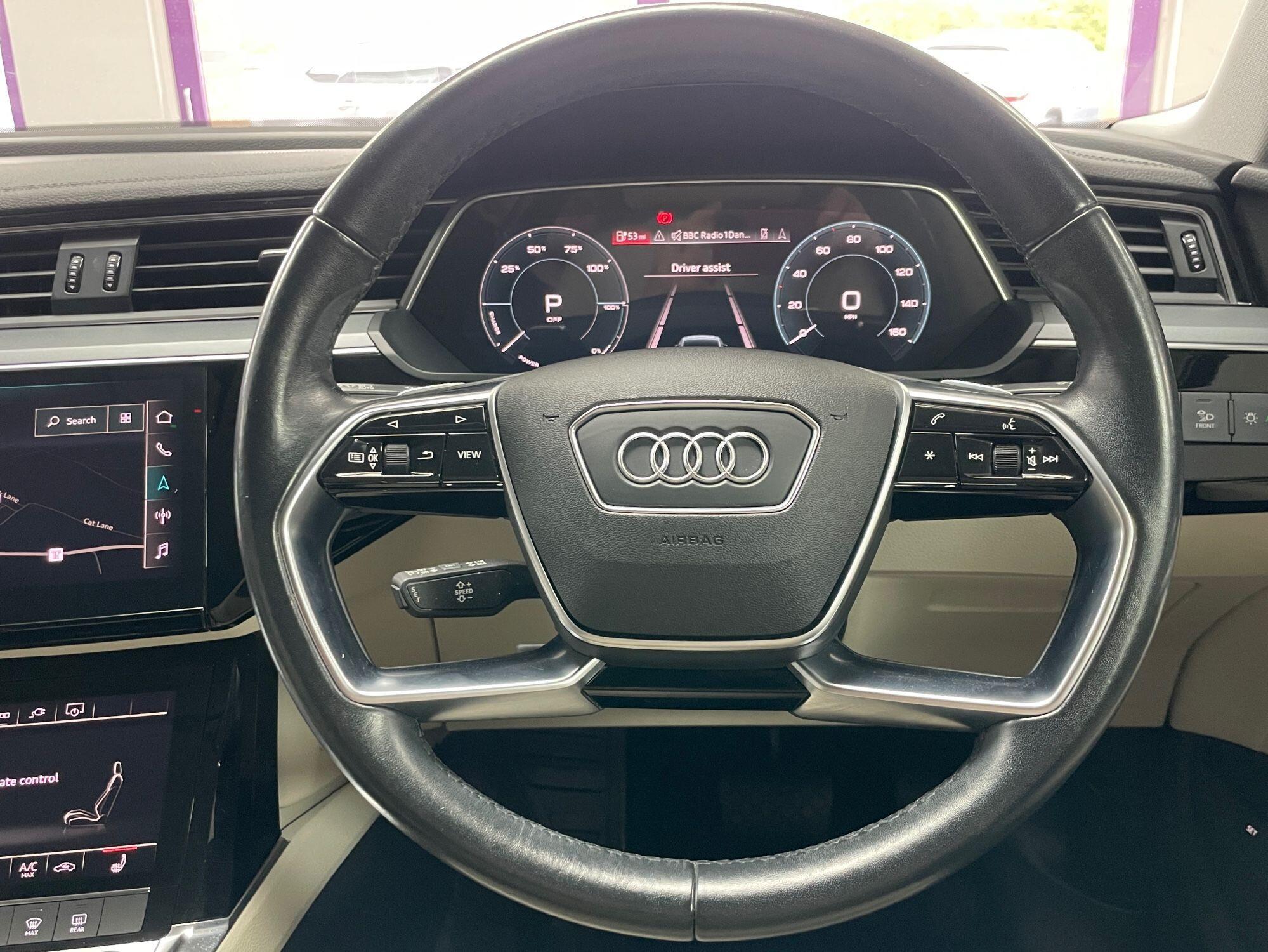 Audi E-Tron - Image 33