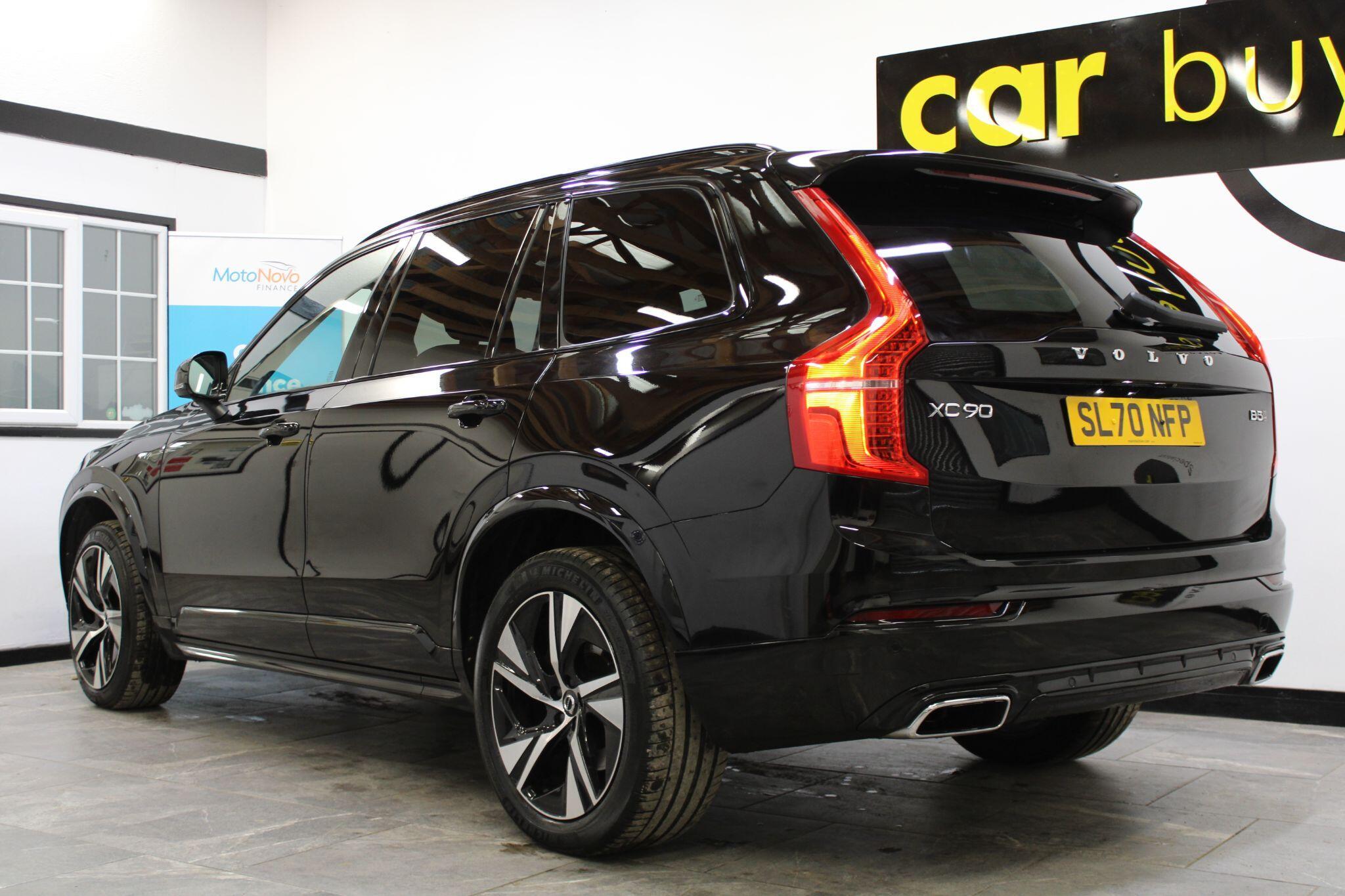 Volvo XC90 - Image 3