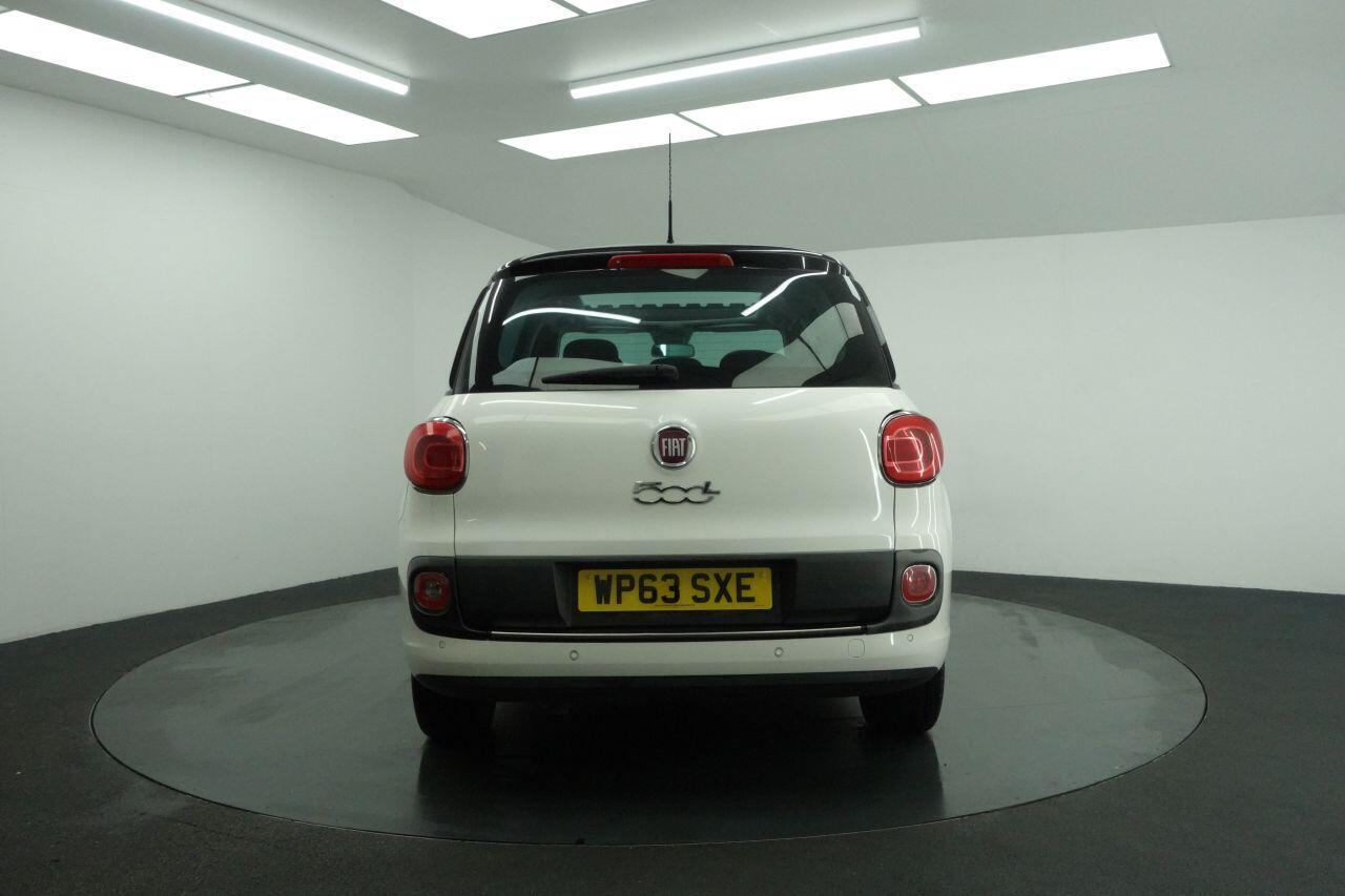 Fiat 500L - Image 11