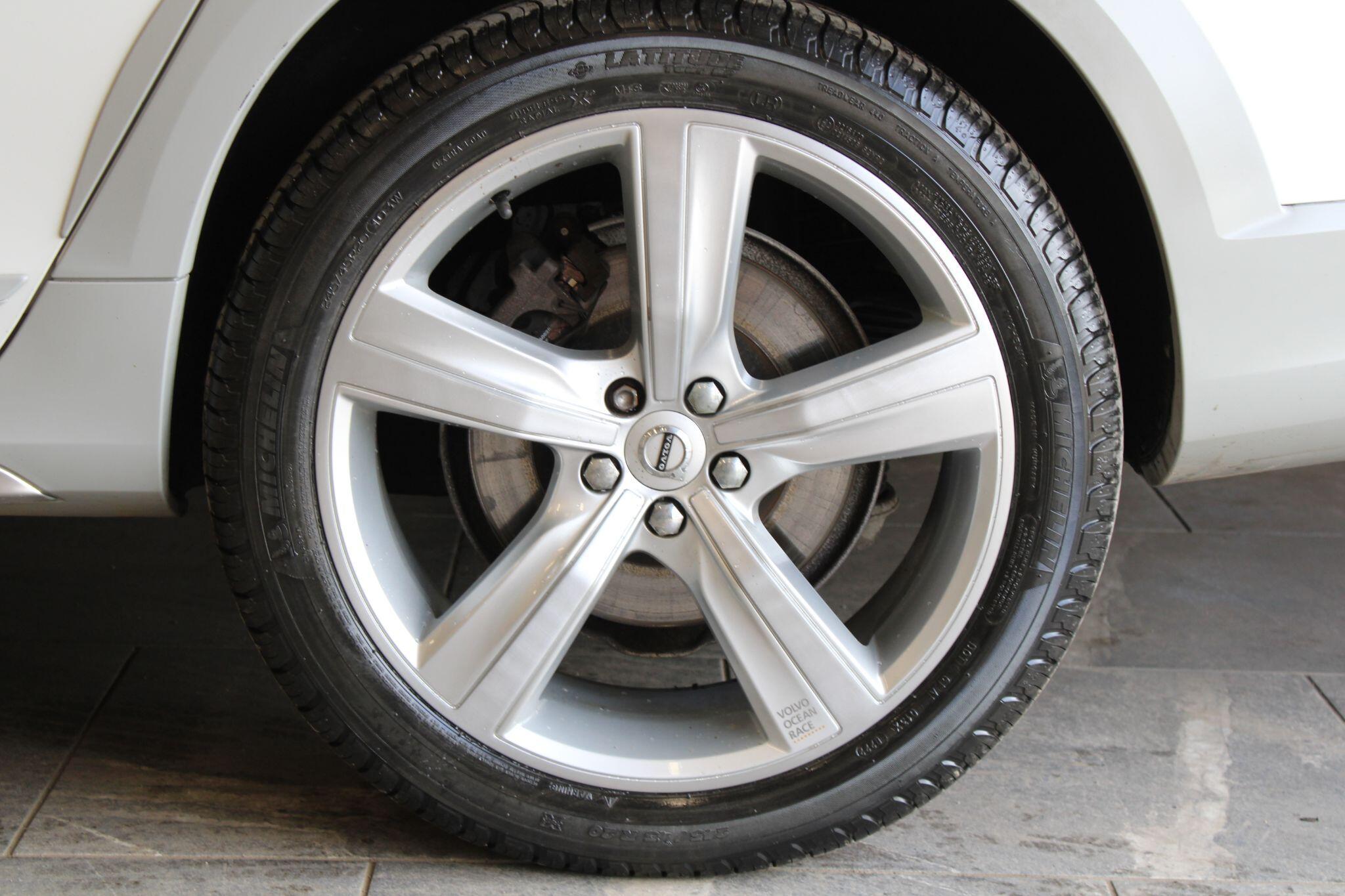 Volvo V90 CROSS COUNTRY - Image 24