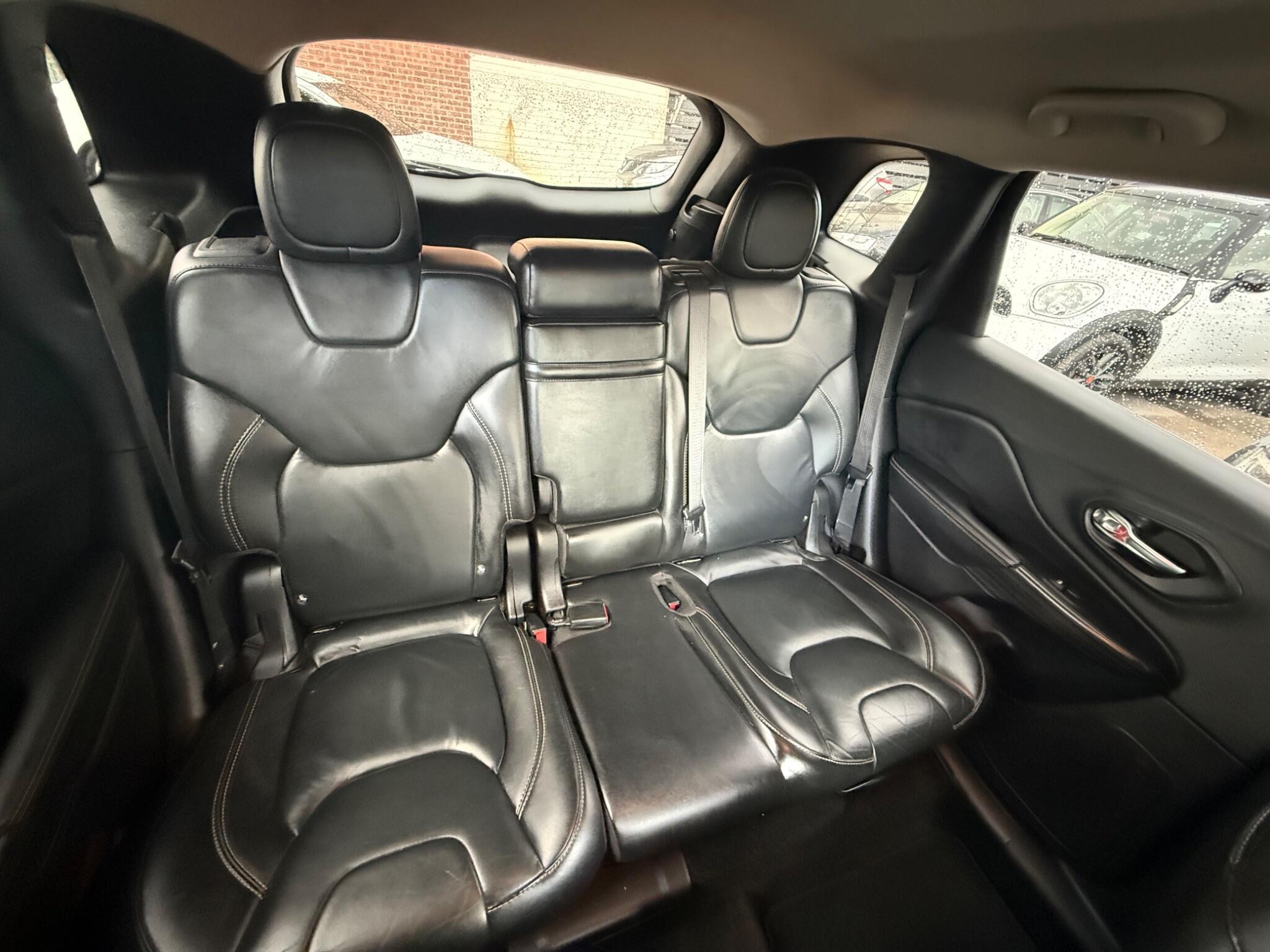 Jeep Cherokee - Image 9