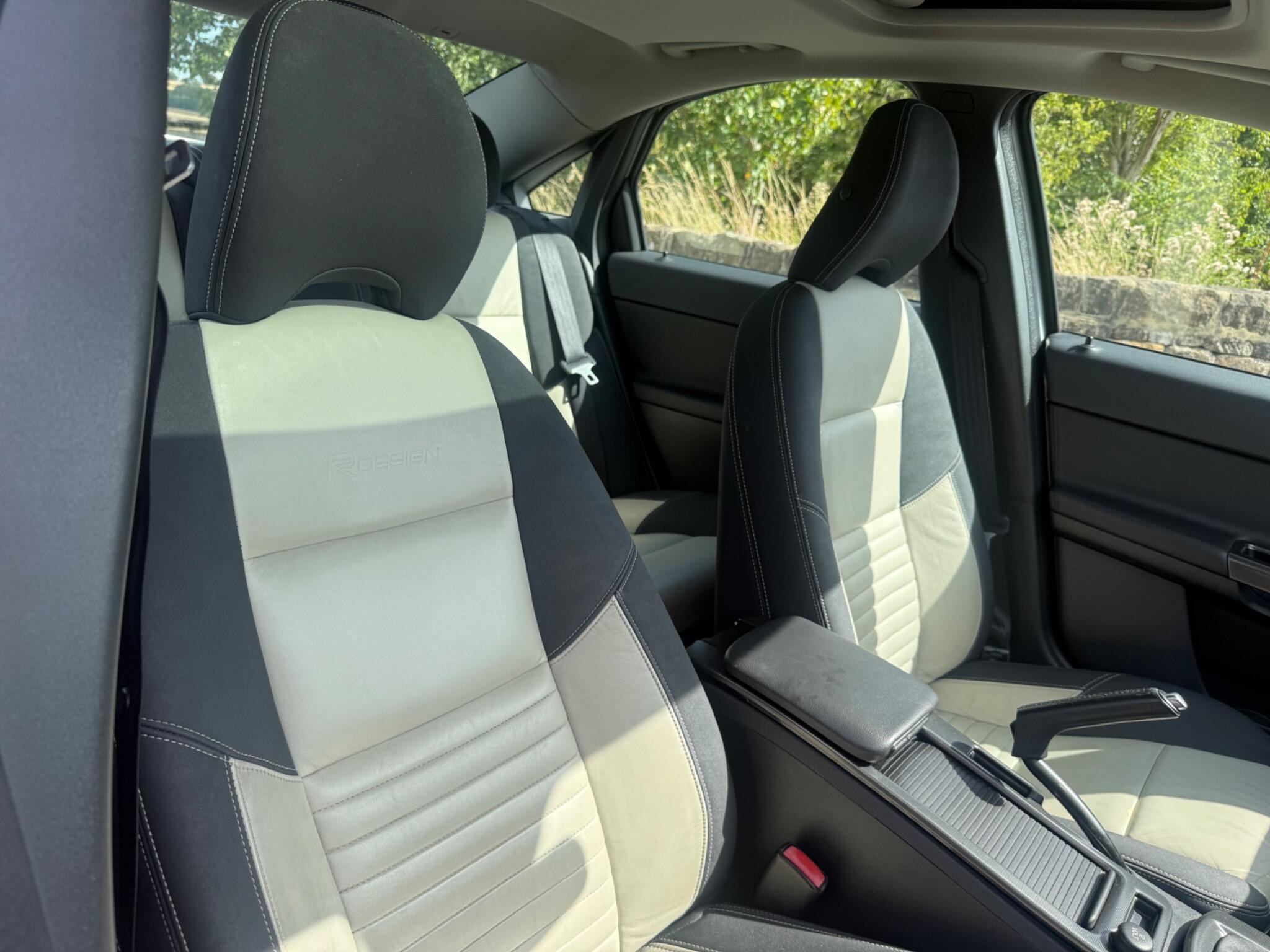 Volvo S40 - Image 3