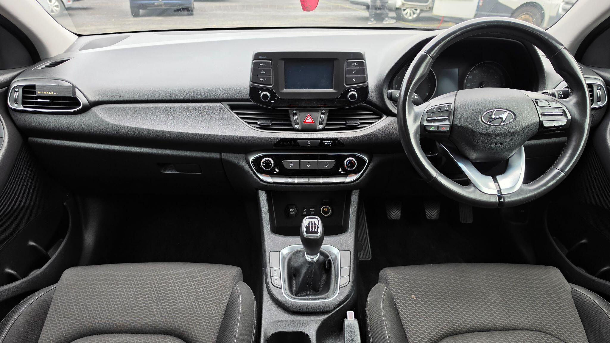 Hyundai i30 - Image 20