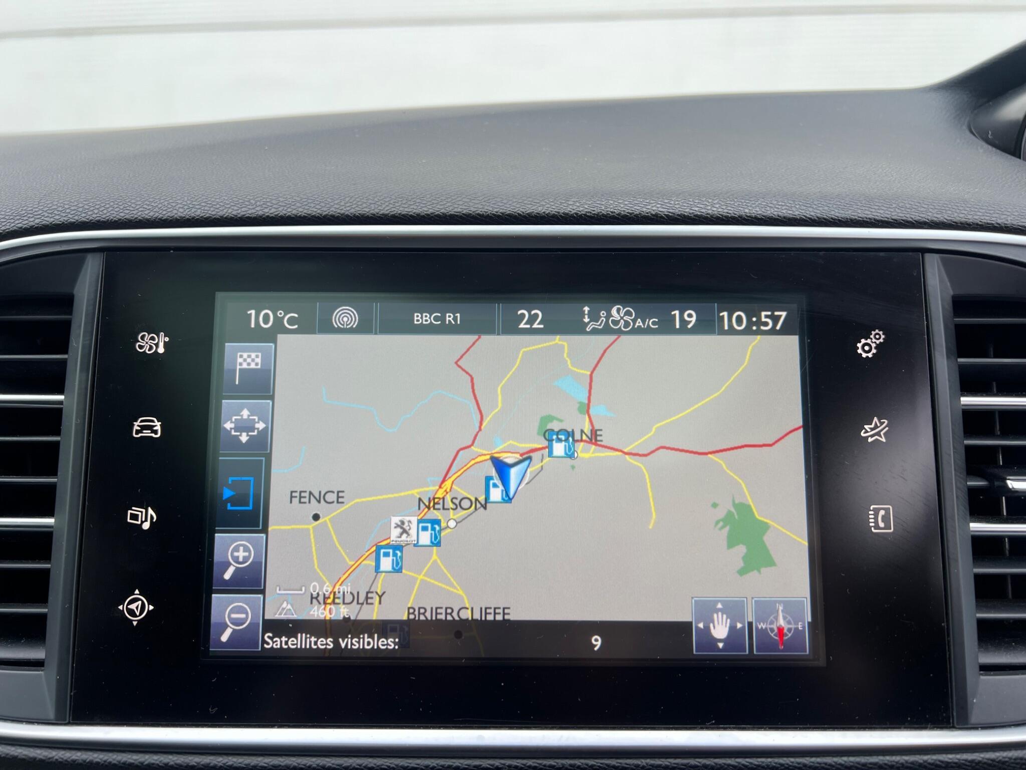 Peugeot 308 SW - Image 17