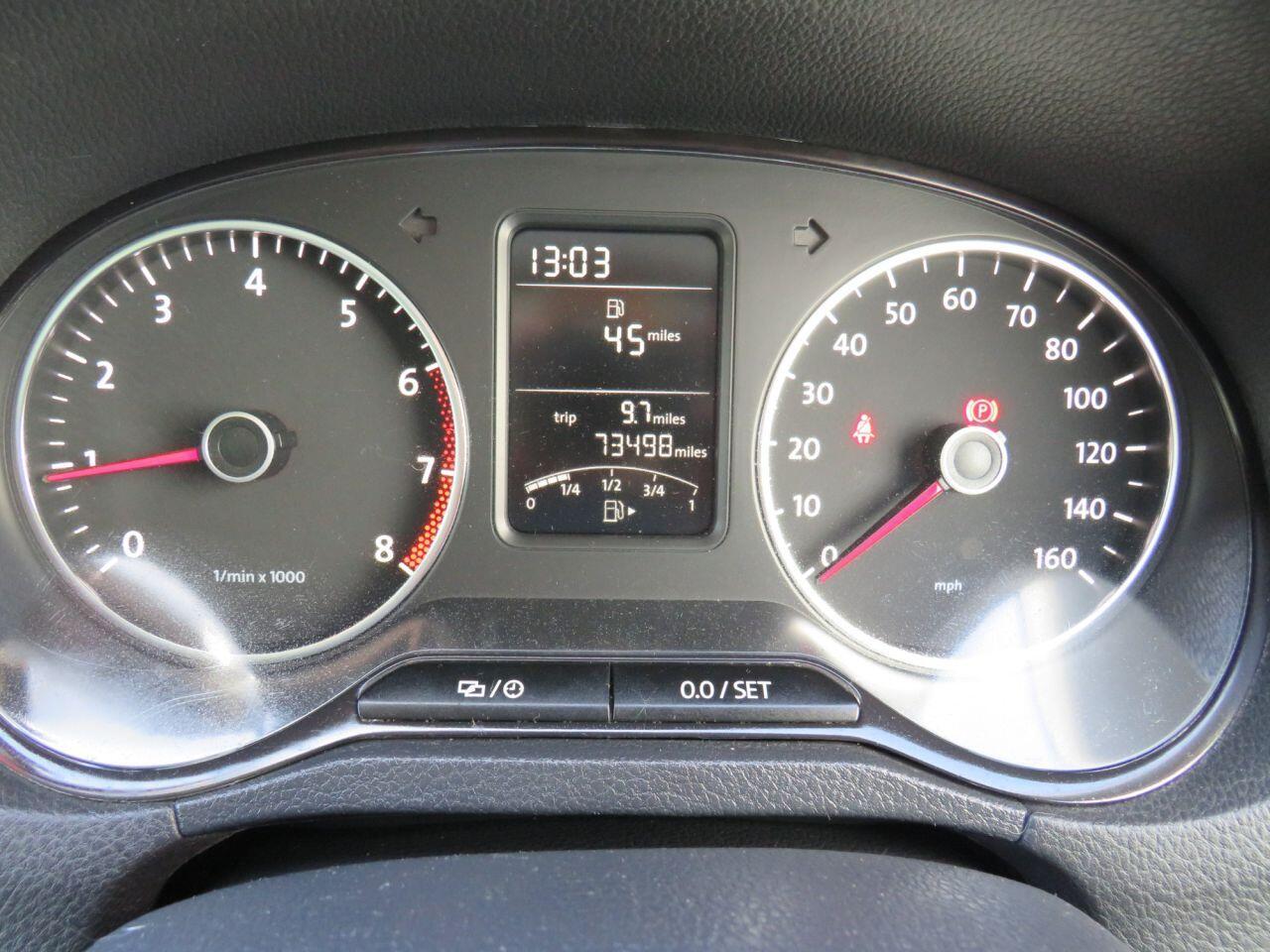 Volkswagen Polo - Image 12