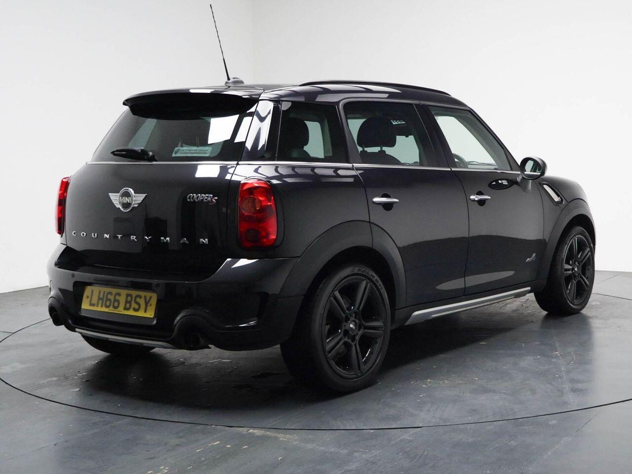 MINI Countryman - Image 12