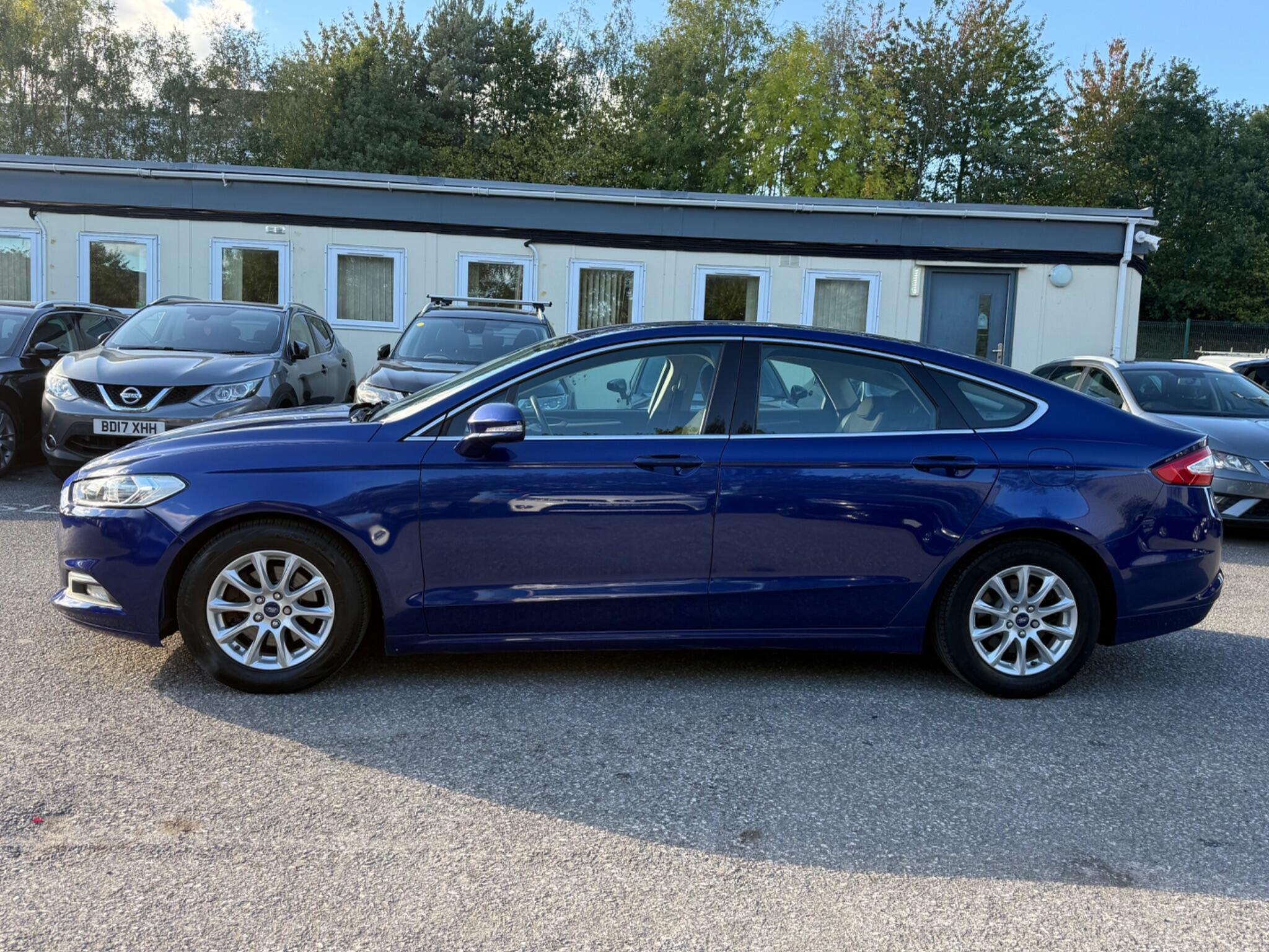 Ford Mondeo - Image 10