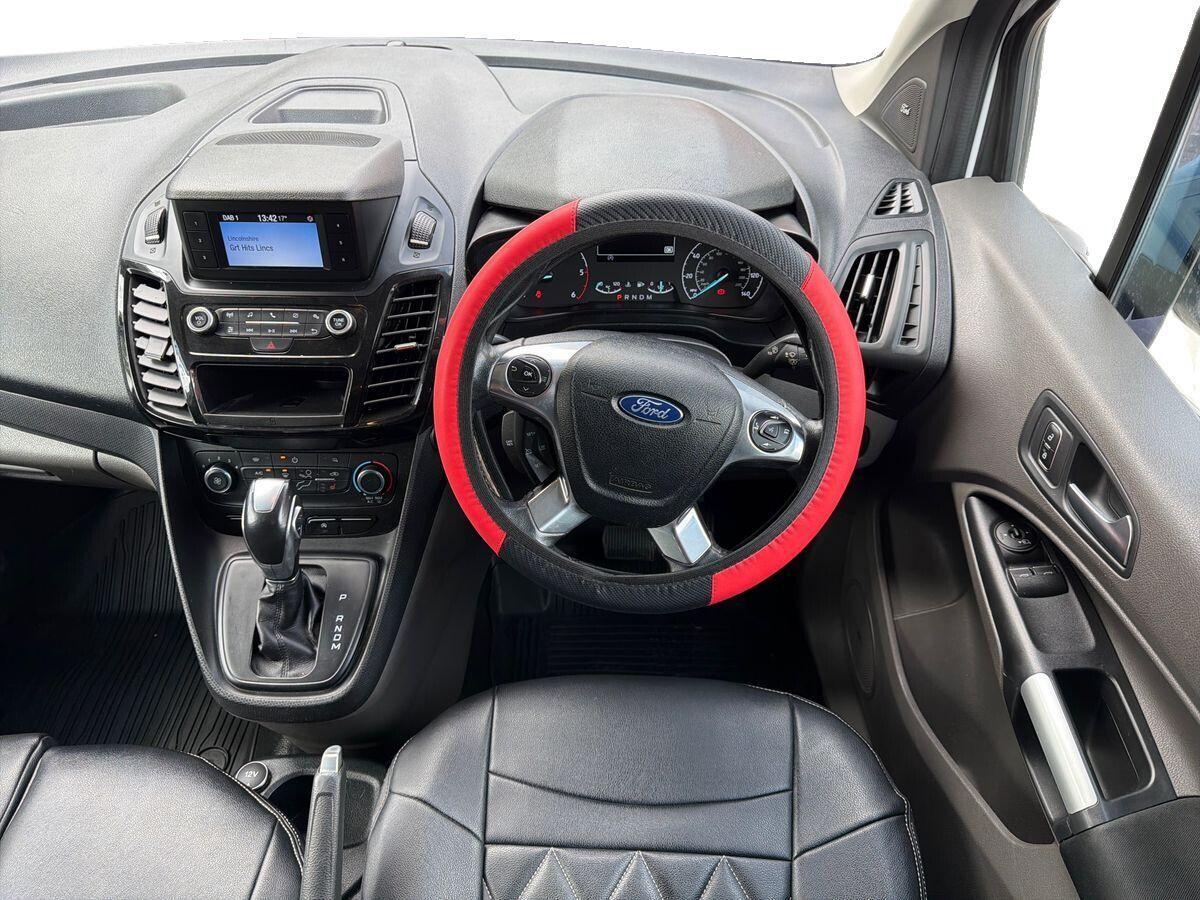 Ford Transit Connect - Image 21