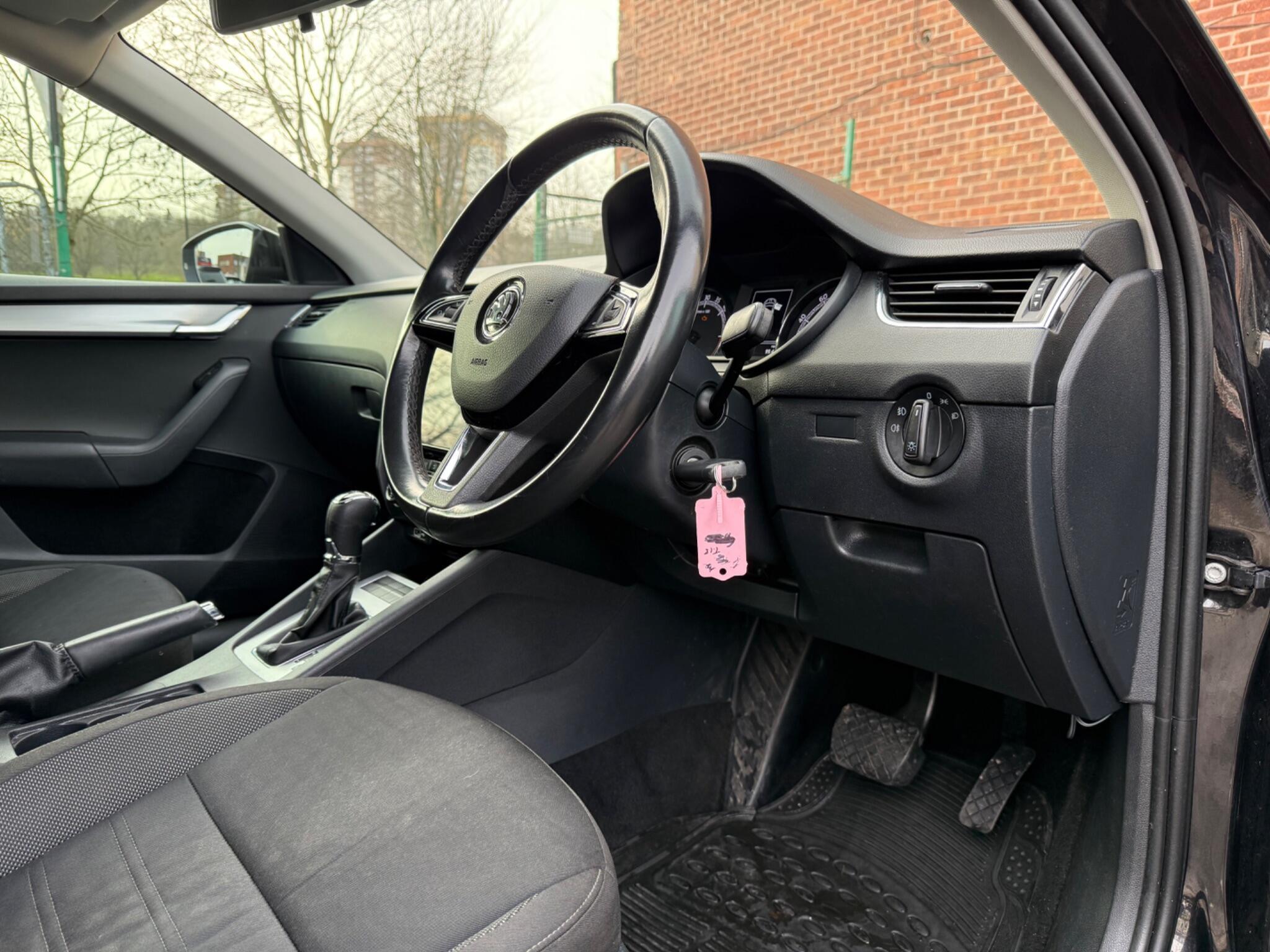 Skoda Octavia - Image 17
