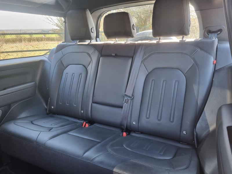 Land Rover Defender 90 - Image 13