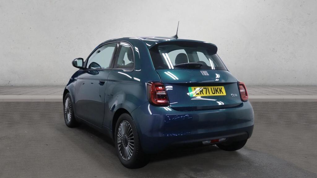 Fiat 500e - Image 5