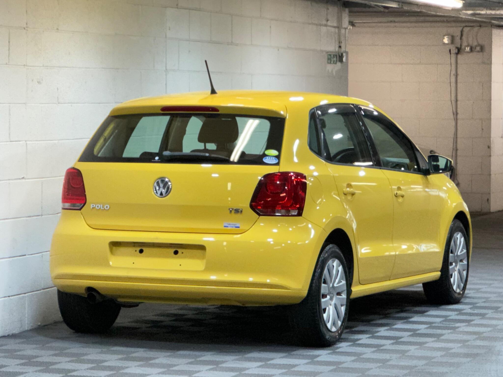 Volkswagen Polo - Image 4