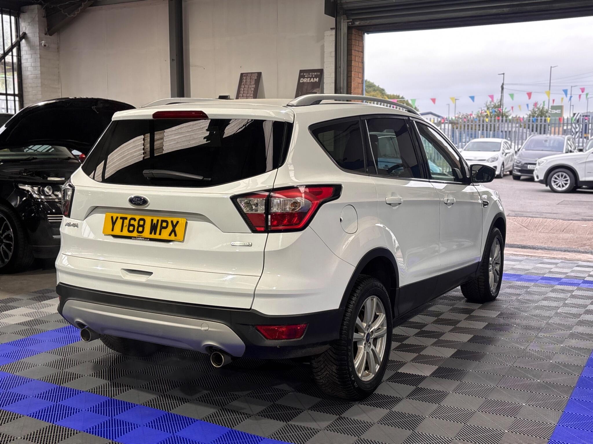 Ford Kuga - Image 8