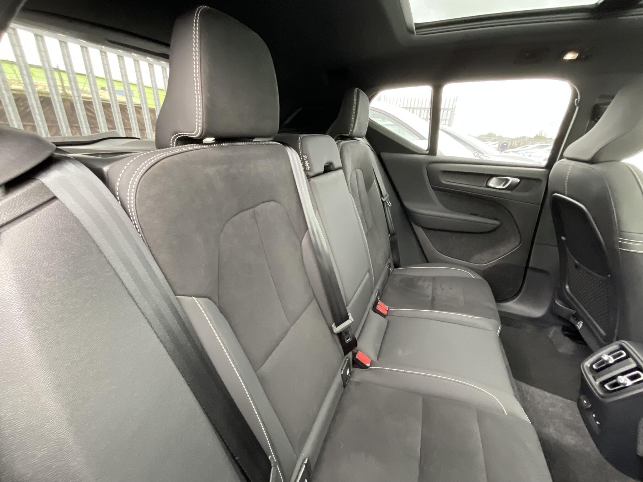 Volvo XC40 - Image 11