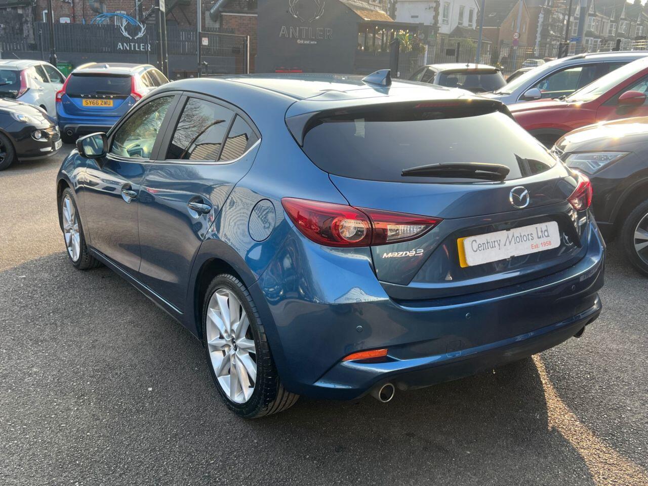 Mazda MAZDA3 - Image 7