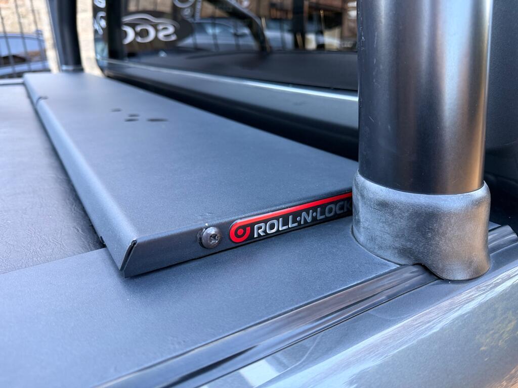 Volkswagen Amarok - Image 22