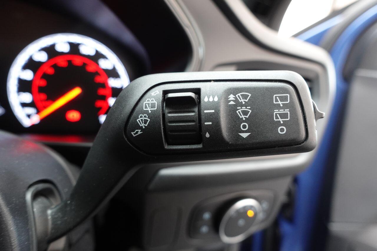 Ford Focus - Image 44