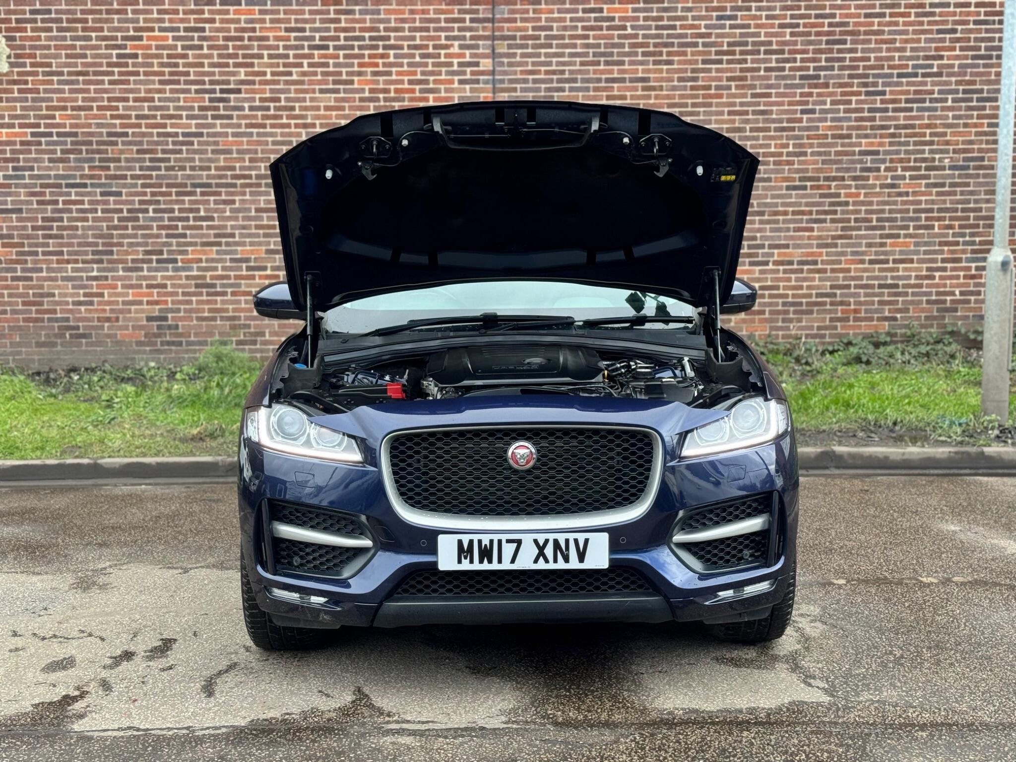 Jaguar F-Pace - Image 6