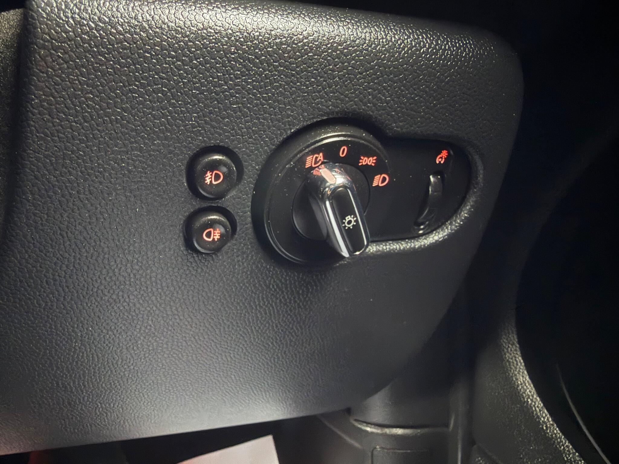 MINI Hatch - Image 55