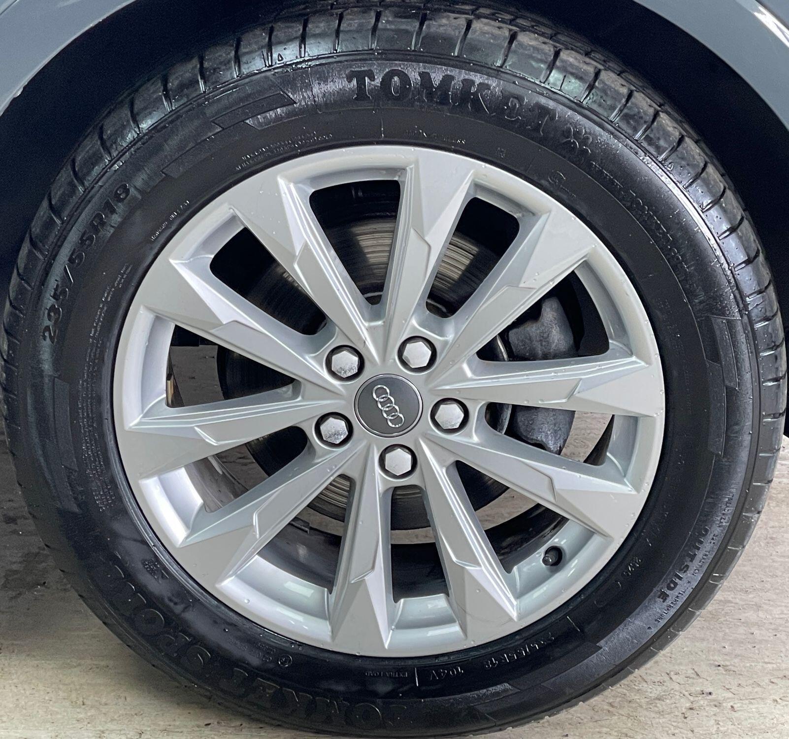 Audi Q3 - Image 13