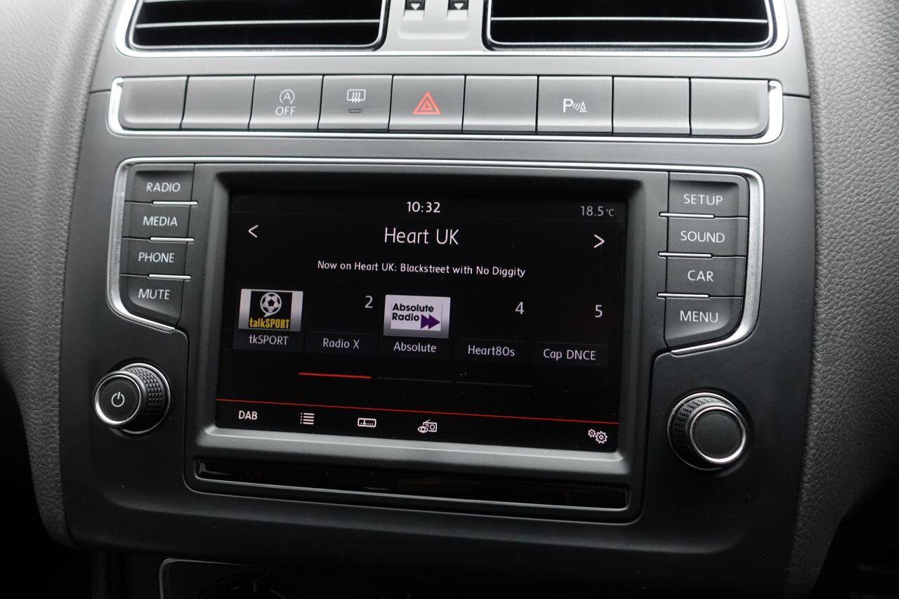 Volkswagen Polo - Image 14