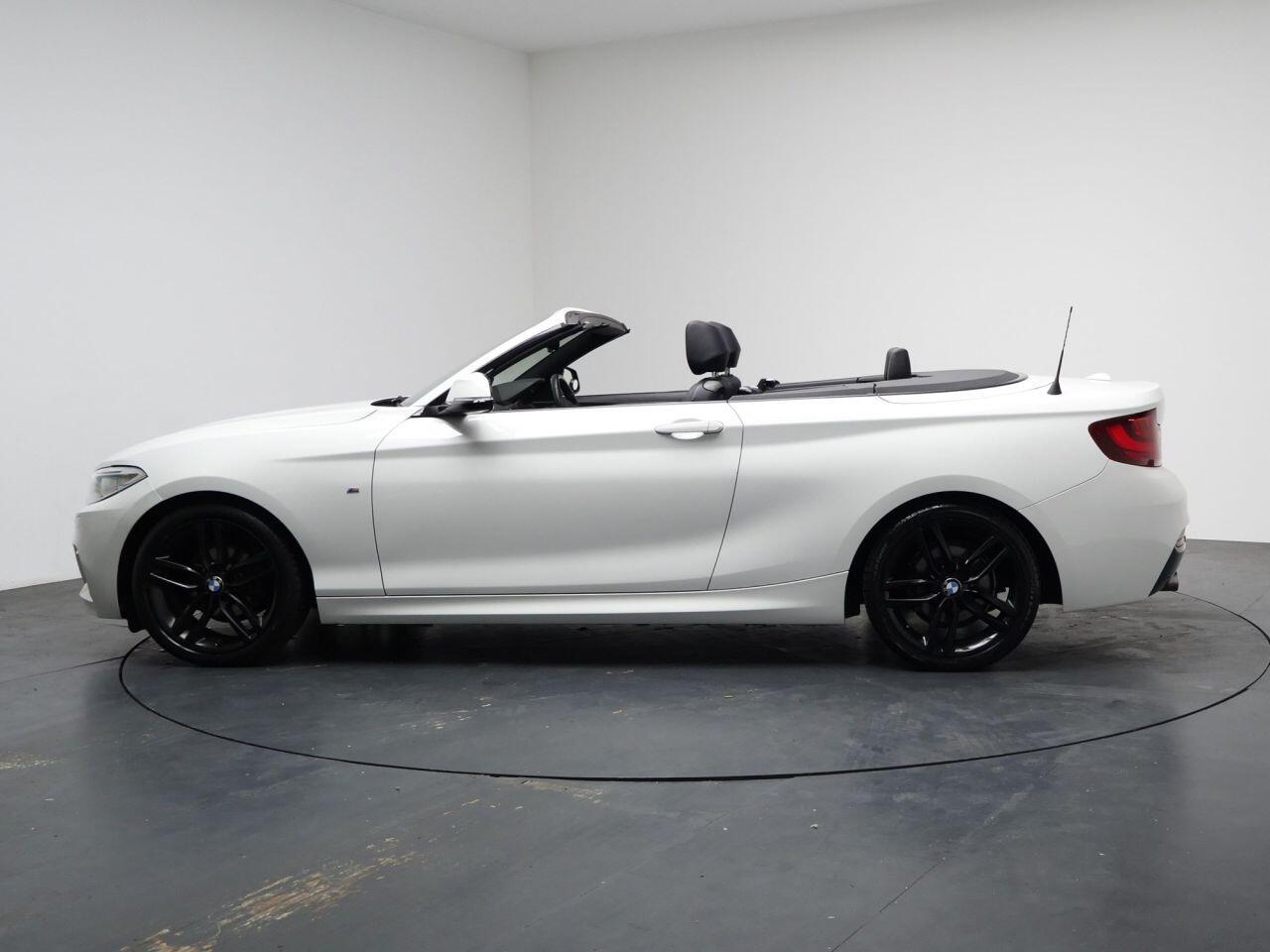 BMW 2 Series - Image 8