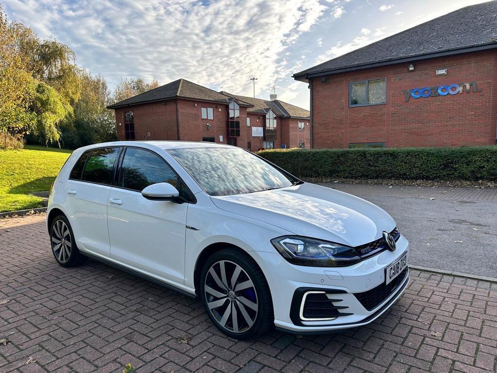 Volkswagen Golf - Image 6