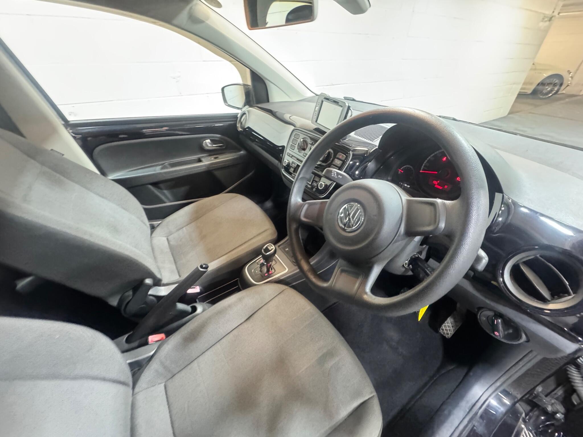 Volkswagen up! - Image 9