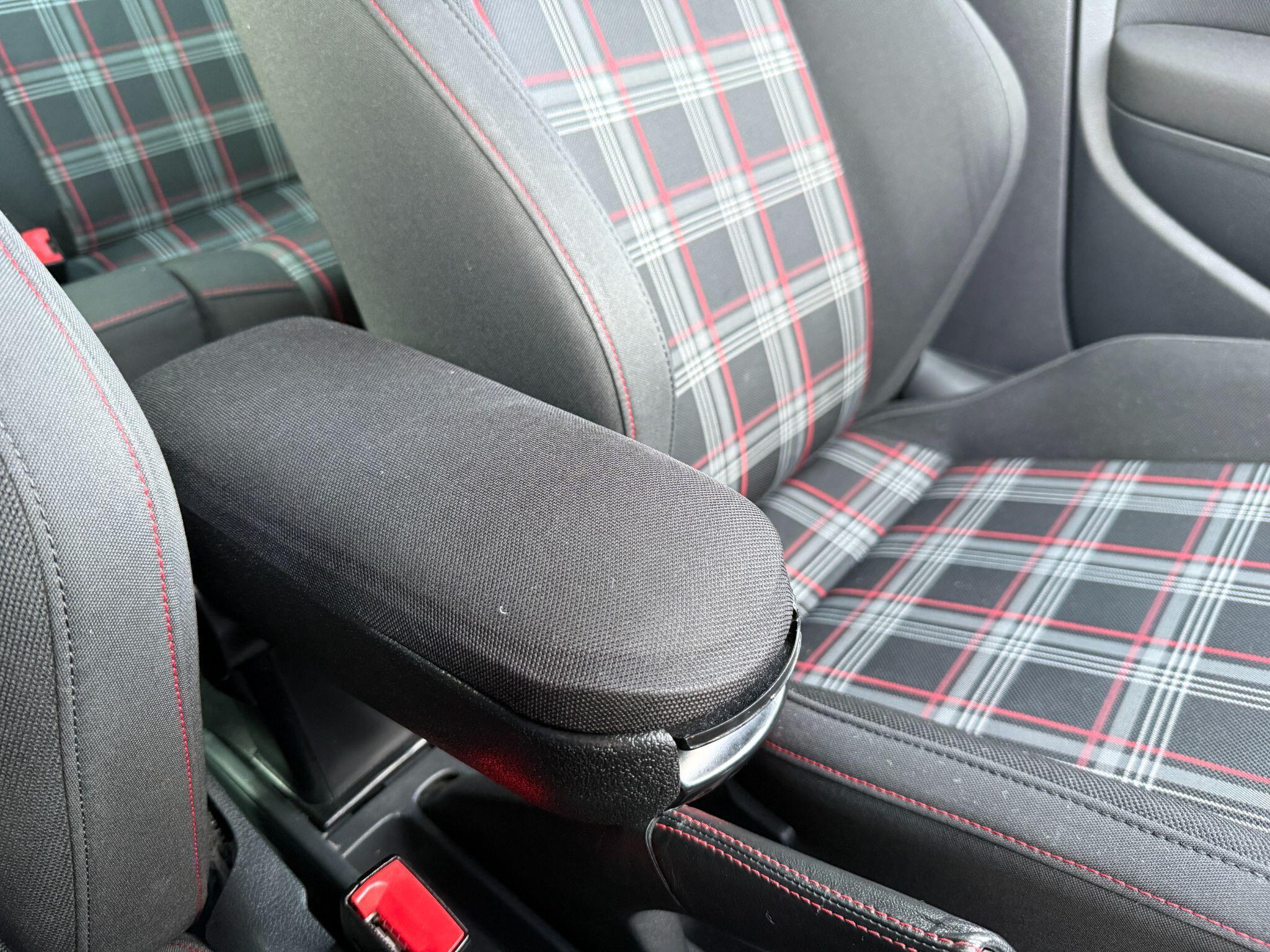 Volkswagen Polo - Image 50