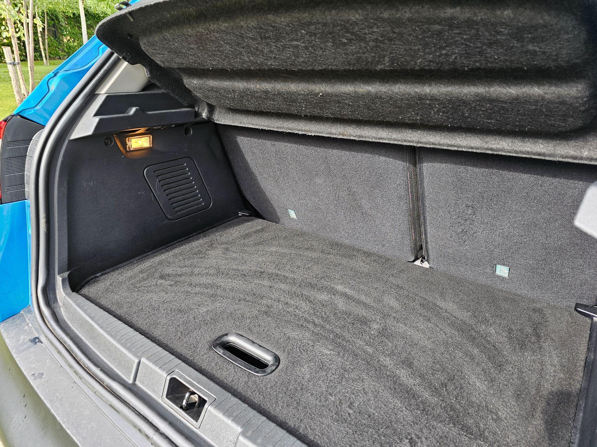 Renault Captur - Image 14