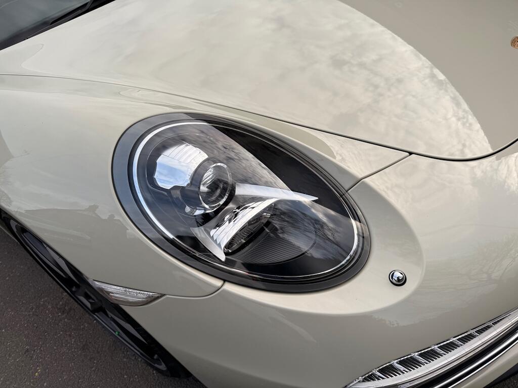 Porsche 911 - Image 39