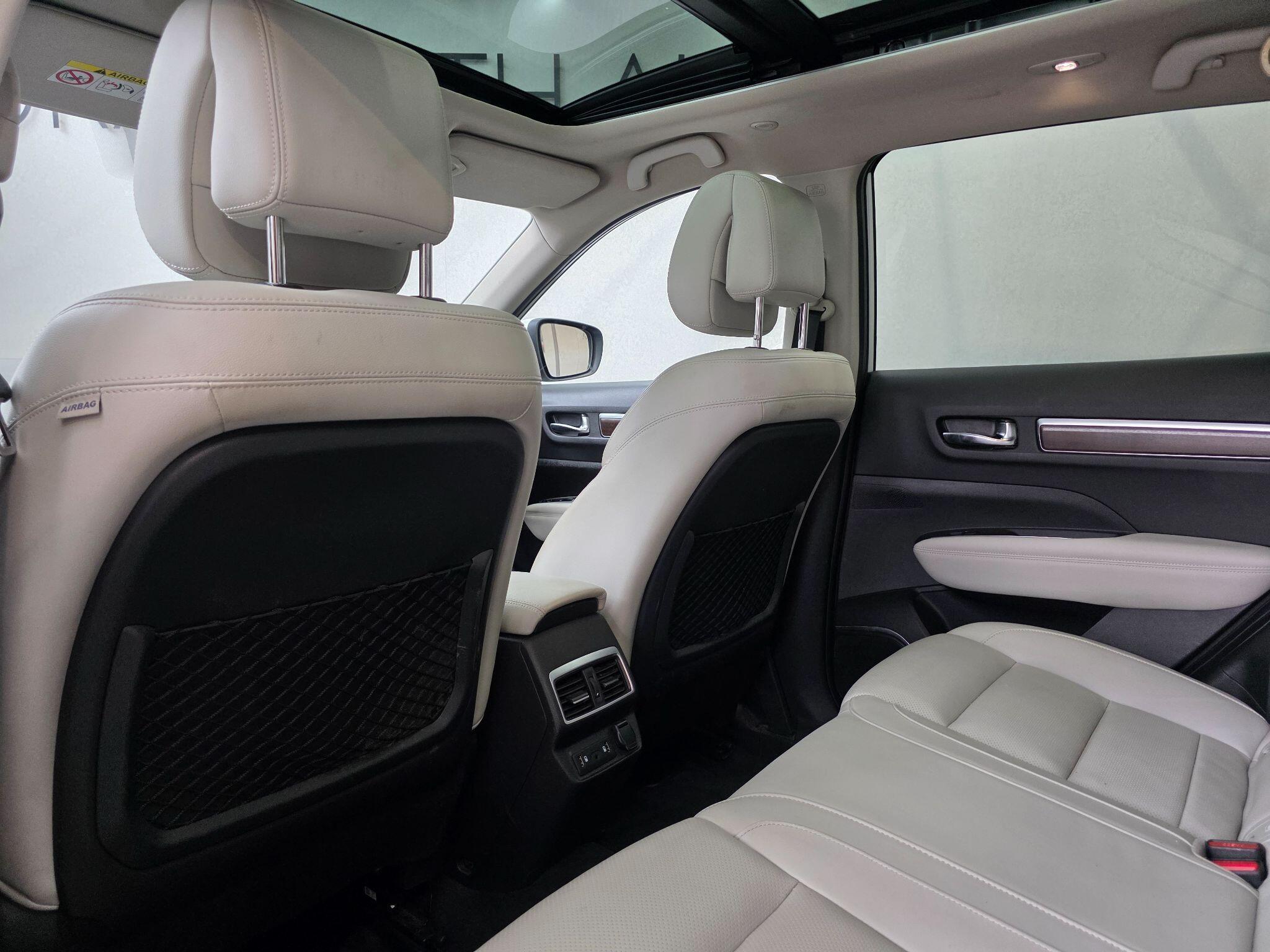 Renault Koleos - Image 32