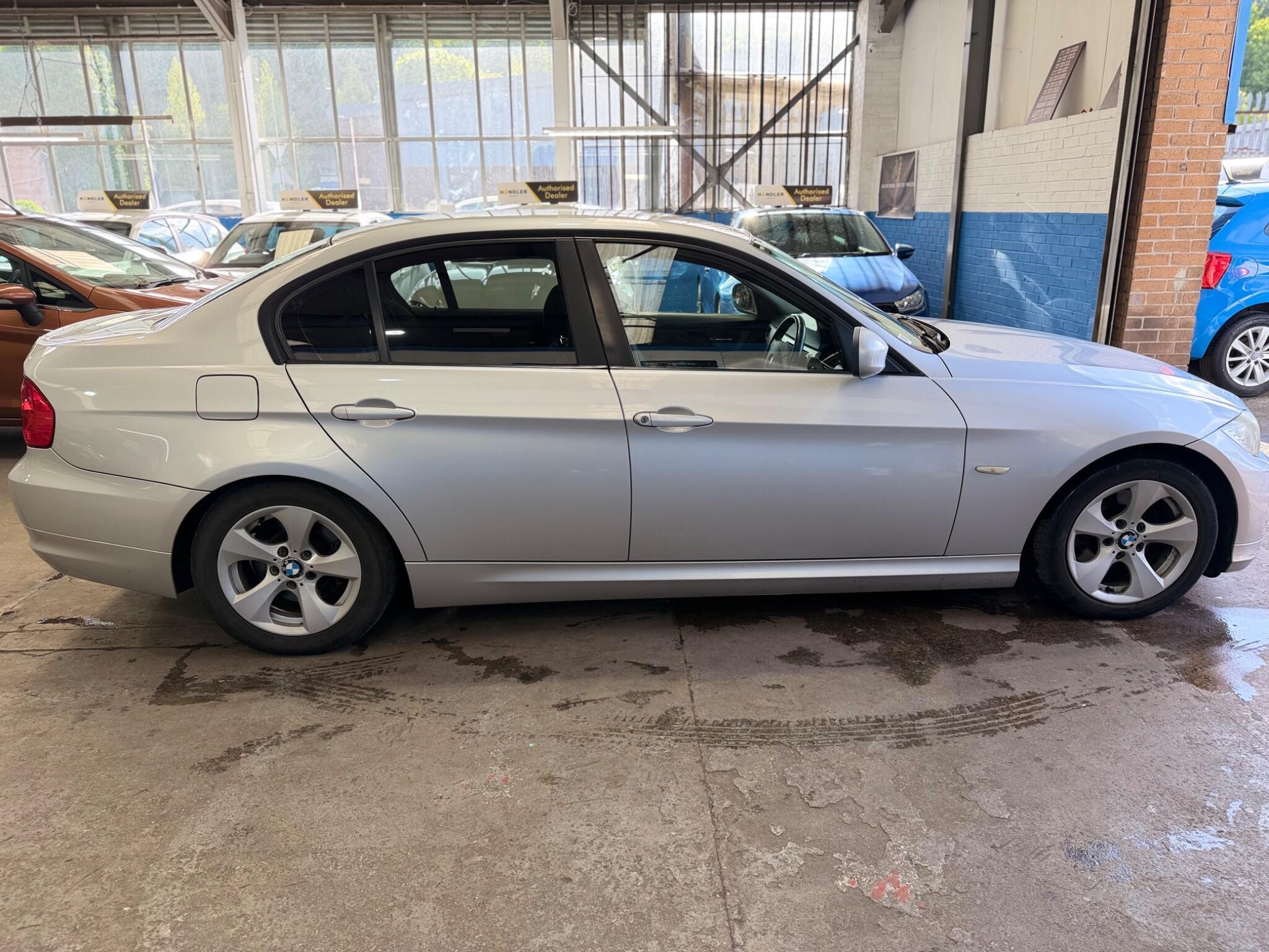 BMW 3 Series - Image 8